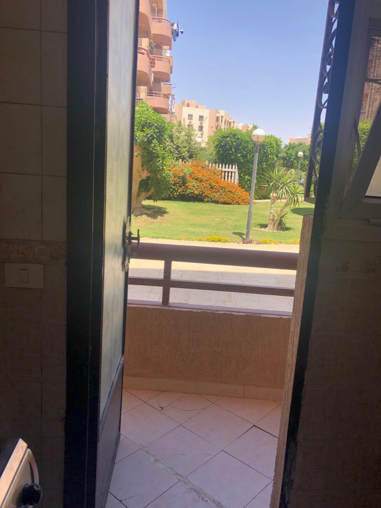 شقة فى مدينة الرحاب  96 م2 شرقى للايجار مفروش كود 1675
