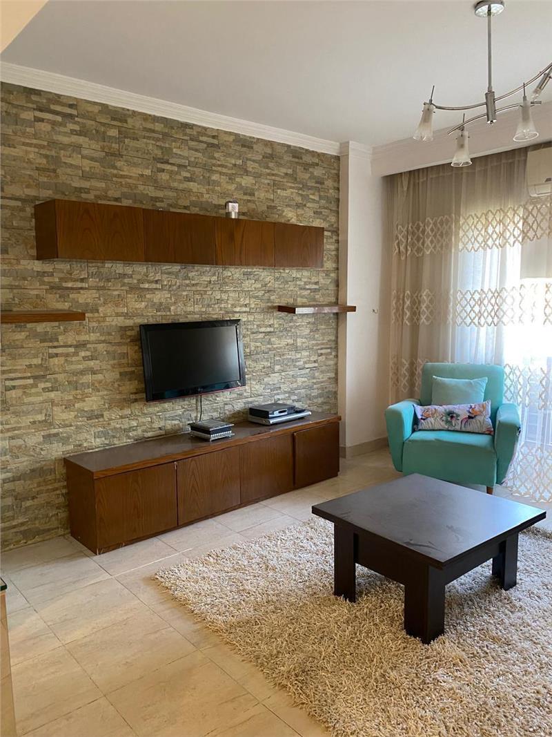 شقة فى مدينتى  200 م2 بحرى للبيع كاش كود 1709