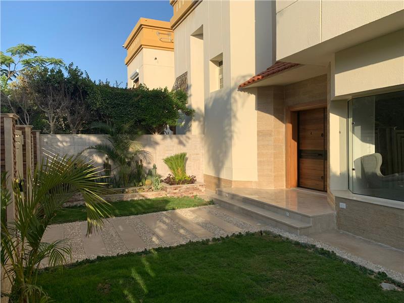 فيلا فى مدينة الرحاب  210 م2 بحري وشرقي للايجار مفروش كود 31463