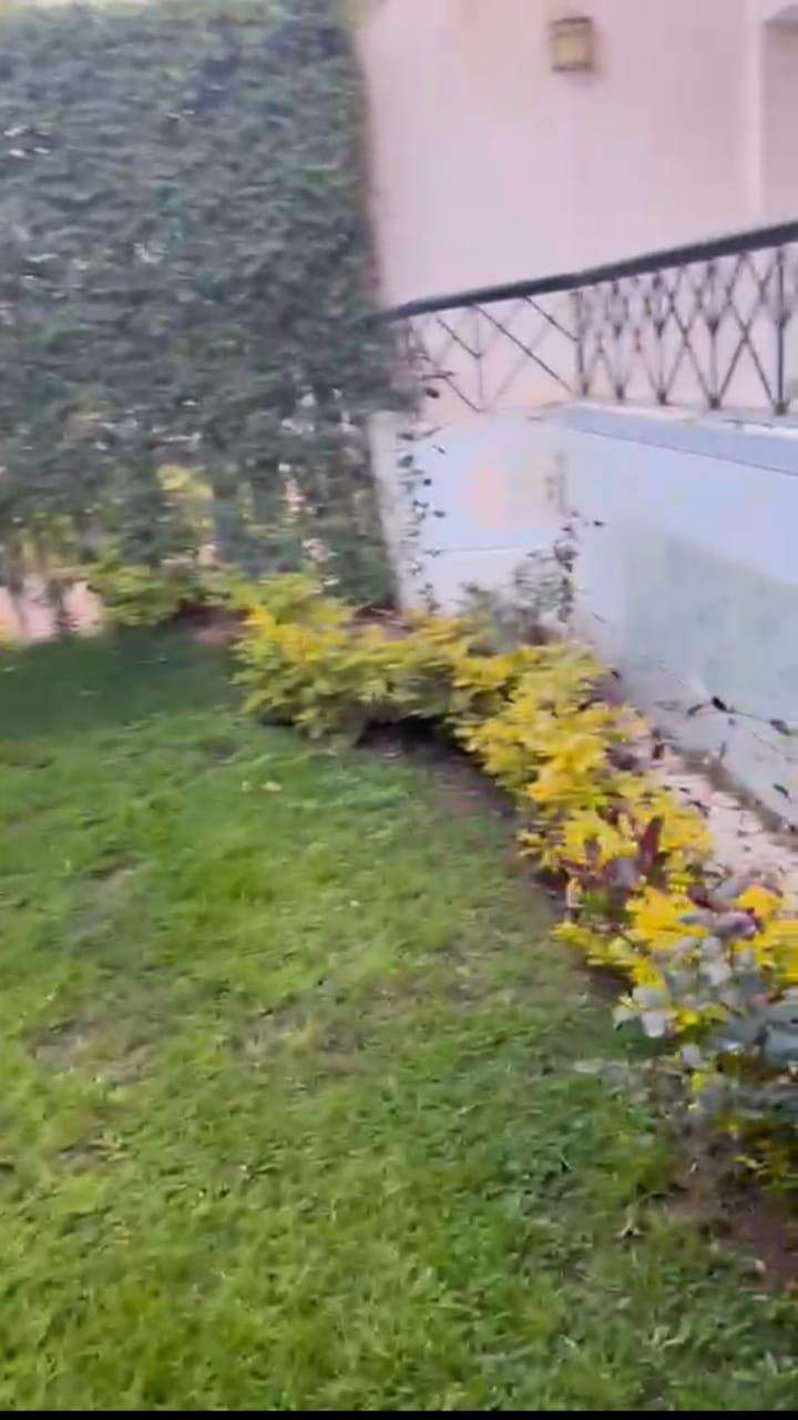 فيلا فى مدينة الرحاب  300 م2 شرقي وقبلي للايجار مفروش كود 40415
