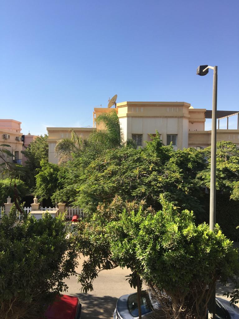 فيلا فى مدينة الرحاب  230 م2 شرقى للايجار قانون جديد كود 40619