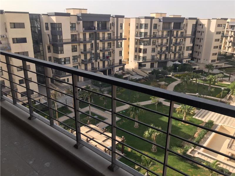 شقة فى مدينتى  166 م2 بحري وغربي للايجار قانون جديد كود 41014