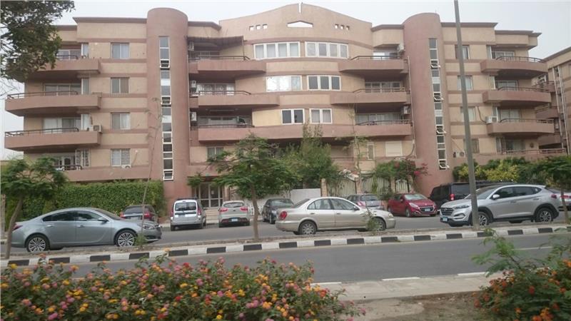 شقة فى مدينة الرحاب  171 م2 بحري و قبلي للبيع كاش كود 41591