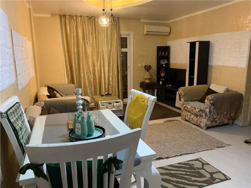 شقة فى مدينتى  82 م2 بحري وشرقي للايجار مفروش كود 43766