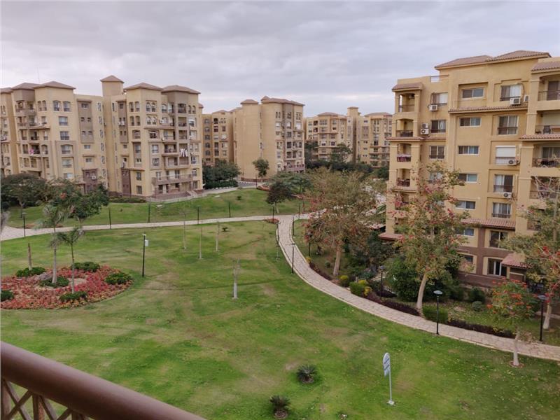 شقة فى مدينتى  248 م2 بحرى للايجار مفروش كود 43771