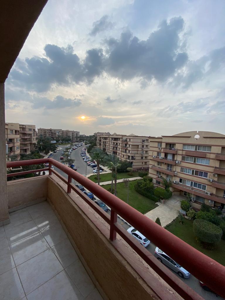 شقة فى مدينة الرحاب  127 م2 بحري وغربي للبيع كاش كود 46162