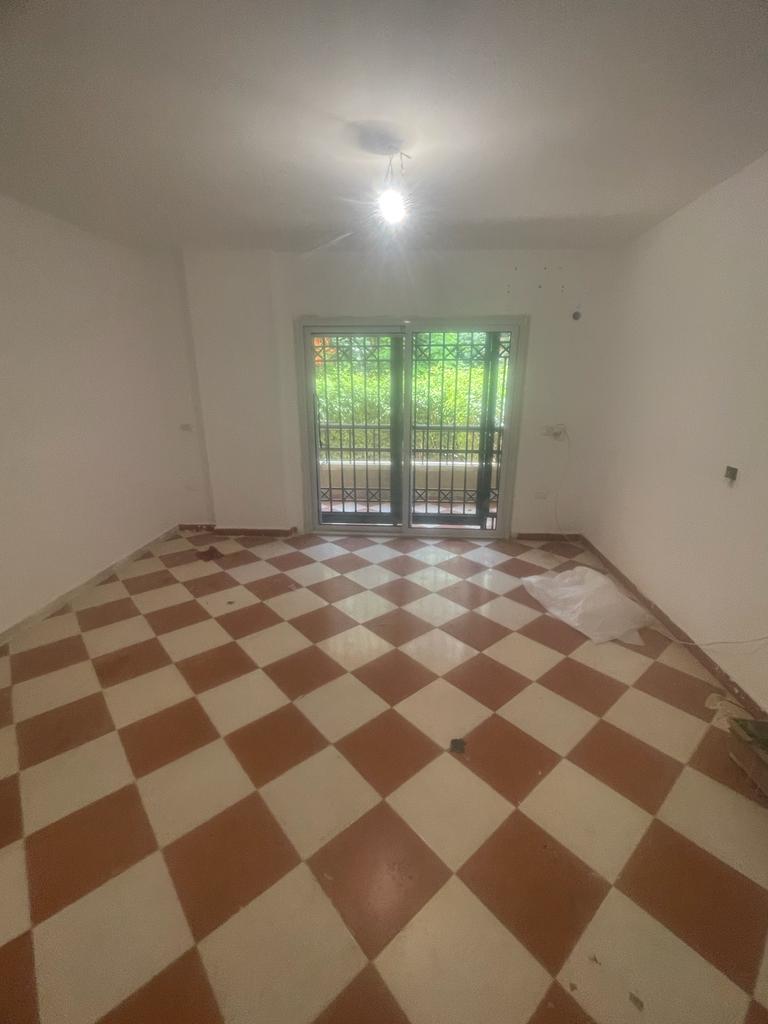 شقة فى مدينتى  96 م2 بحري وشرقي للايجار قانون جديد كود 48039