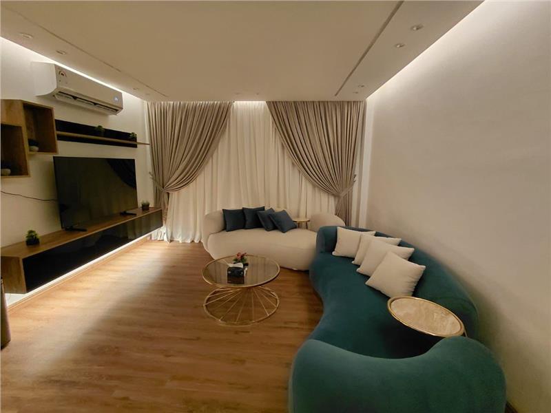 شقة فى مدينتى  115 م2 بحري وغربي للايجار مفروش كود 49728