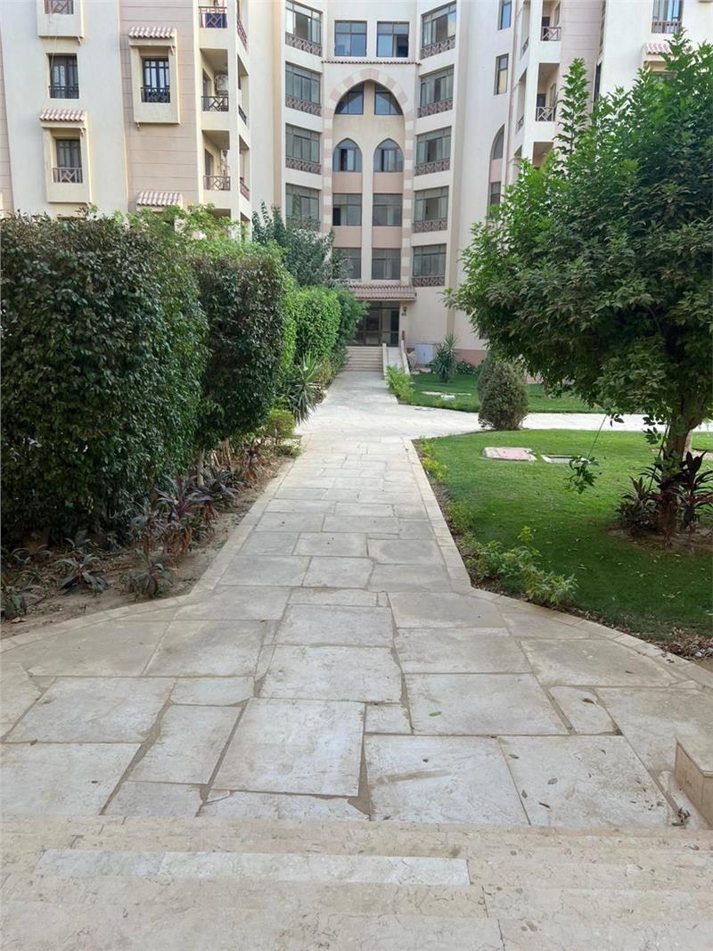 شقة فى مدينة الرحاب  90 م2 بحرى للبيع كاش كود 50827