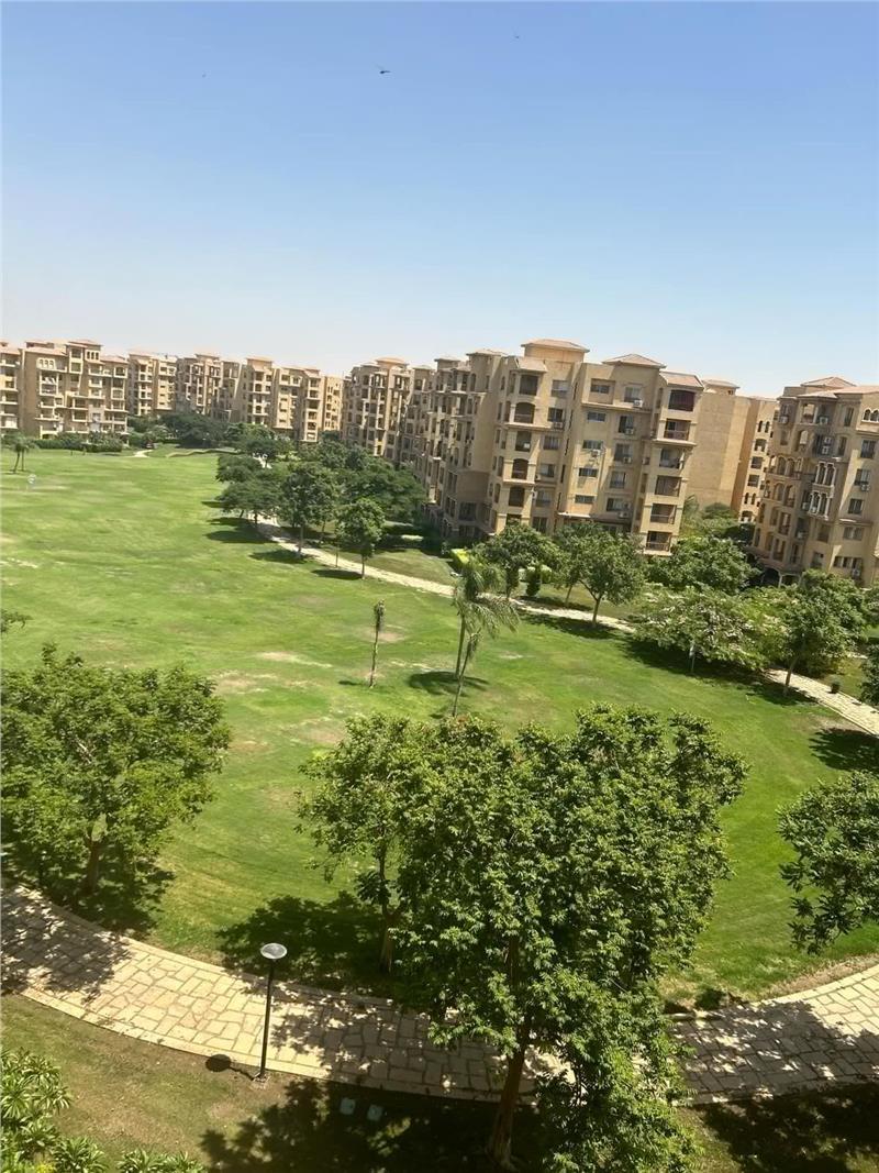 شقة فى مدينتى  235 م2 شرقي وغربي للايجار مفروش كود 51696