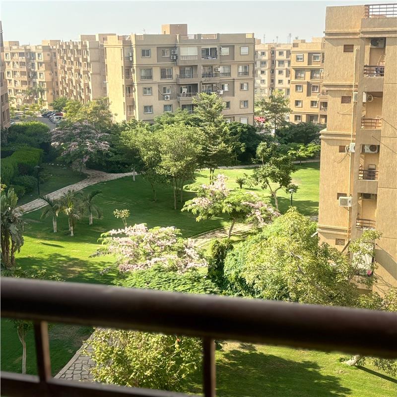 شقة فى مدينتى  103 م2 بحرى للبيع كاش كود 52031