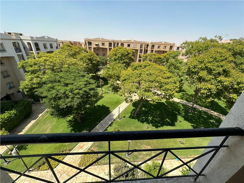 شقة فى مدينة الرحاب  160 م2 بحري و قبلي للبيع كاش كود 52210