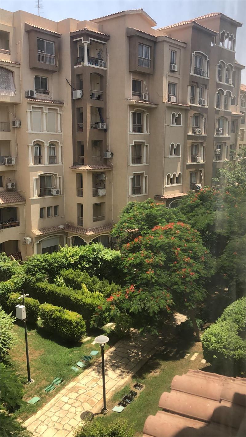 شقة فى مدينتى  178 م2 بحري و قبلي للبيع كاش كود 53293