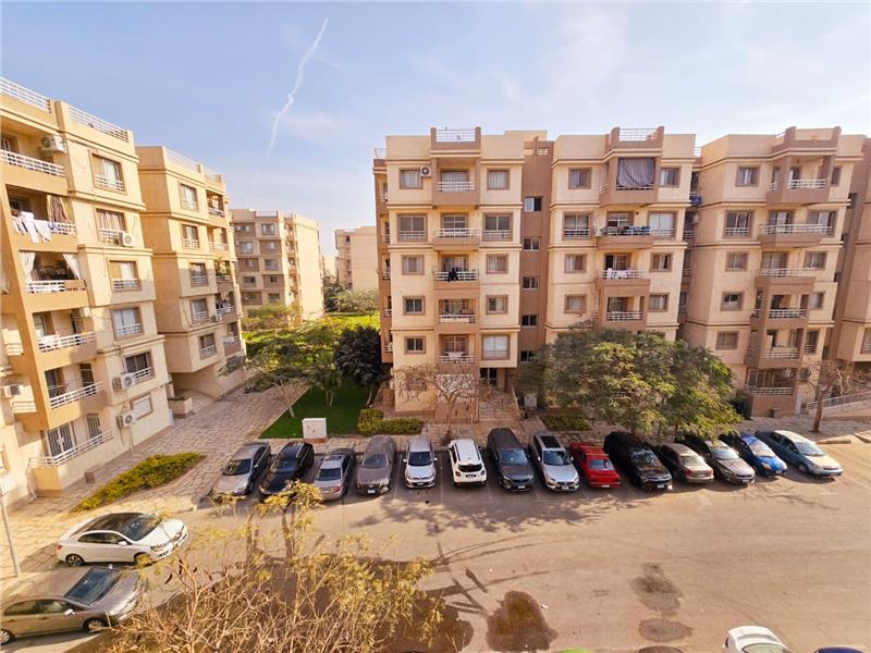 شقة فى مدينتى  124 م2 بحرى للبيع كاش كود 53879