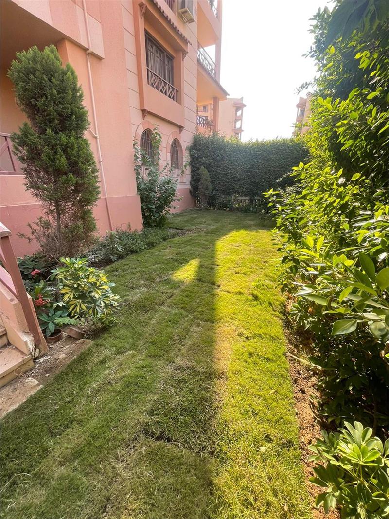 شقة فى مدينة الرحاب  285 م2 بحري و قبلي للبيع كاش كود 54357