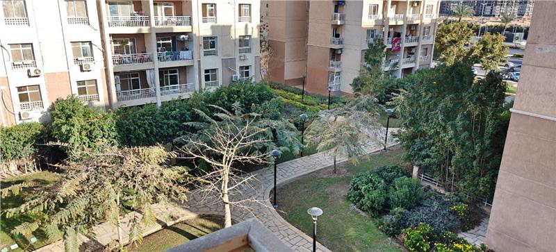 شقة فى مدينتى  133 م2 شرقي وقبلي للبيع تقسيط كود 54377