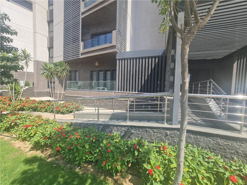 شقة فى مدينتى  97 م2 بحرى للبيع تقسيط كود 54399