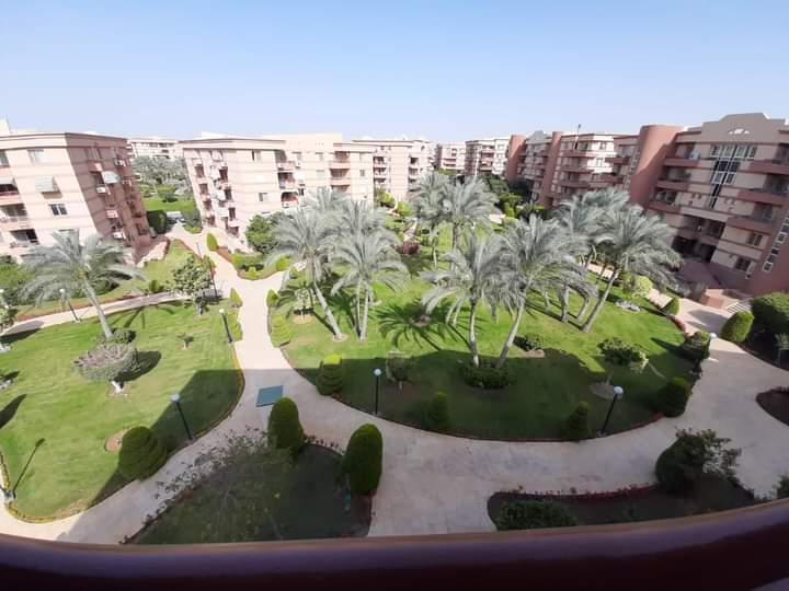 شقة فى مدينة الرحاب  140 م2 بحري وشرقي للايجار مفروش كود 54525