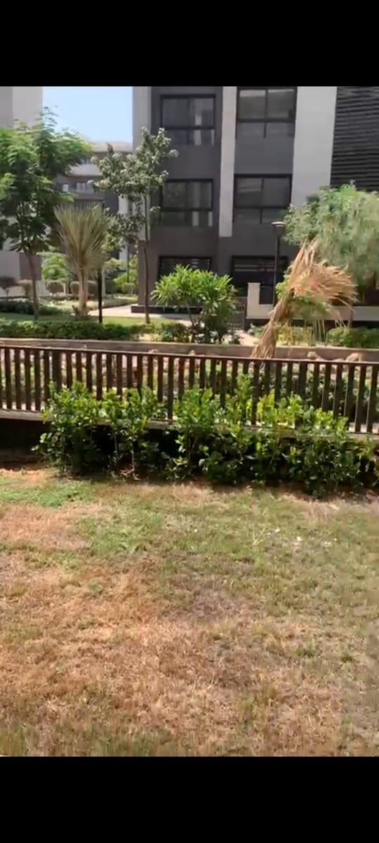 شقة فى مدينتى  82 م2 بحرى للبيع تقسيط كود 54829