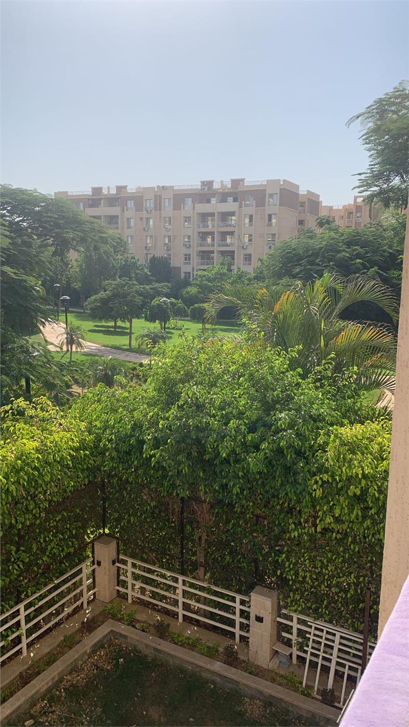 شقة فى مدينتى  82 م2 قبلى للبيع كاش كود 54921