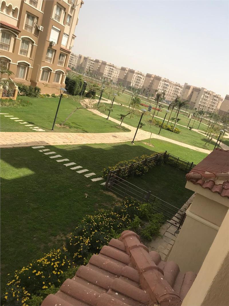 شقة فى مدينتى  182 م2 بحري و قبلي للايجار قانون جديد كود 55052