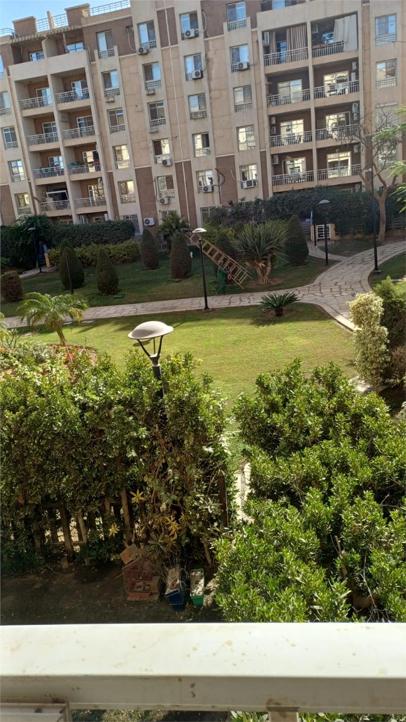 شقة فى مدينتى  96 م2 شرقى للبيع كاش كود 55131