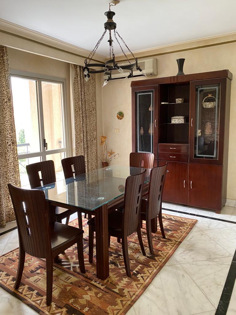 شقة فى مدينة الرحاب  155 م2 بحري و قبلي للبيع كاش كود 5667